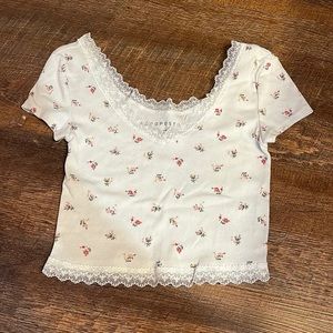 cropped aeropastel floral top